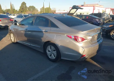 2013 Hyundai Sonata Hybrid from USA, damaged, VIN KMHEC4A49DA099516